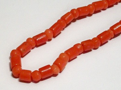 ANTIQUE VICTORIAN REAL CORAL NECKLACE, ROUND AND BARREL SHAPE BEADS…
