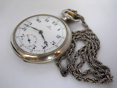 VINTAGE OMEGA MILITARY TYPE POCKET WATCH. PERFECT DIAL. WW I. 1918  .