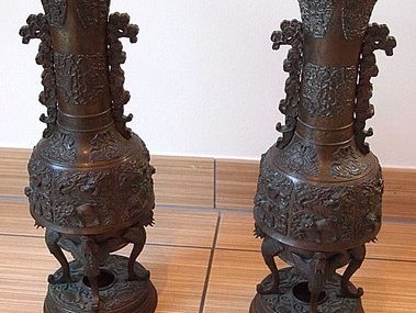UNIQUE ANTIQUE  PAIR  JAPANESE  MEIJI  PATINATED  BRONZE  DRAGON  VASES  1860y.