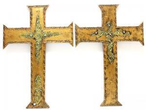 2 X LARGE WOODEN CROSS.WALL HANGING. ANTIQUE GOLD COLOUR.COLLECTABLE.GIFT IDEA.
